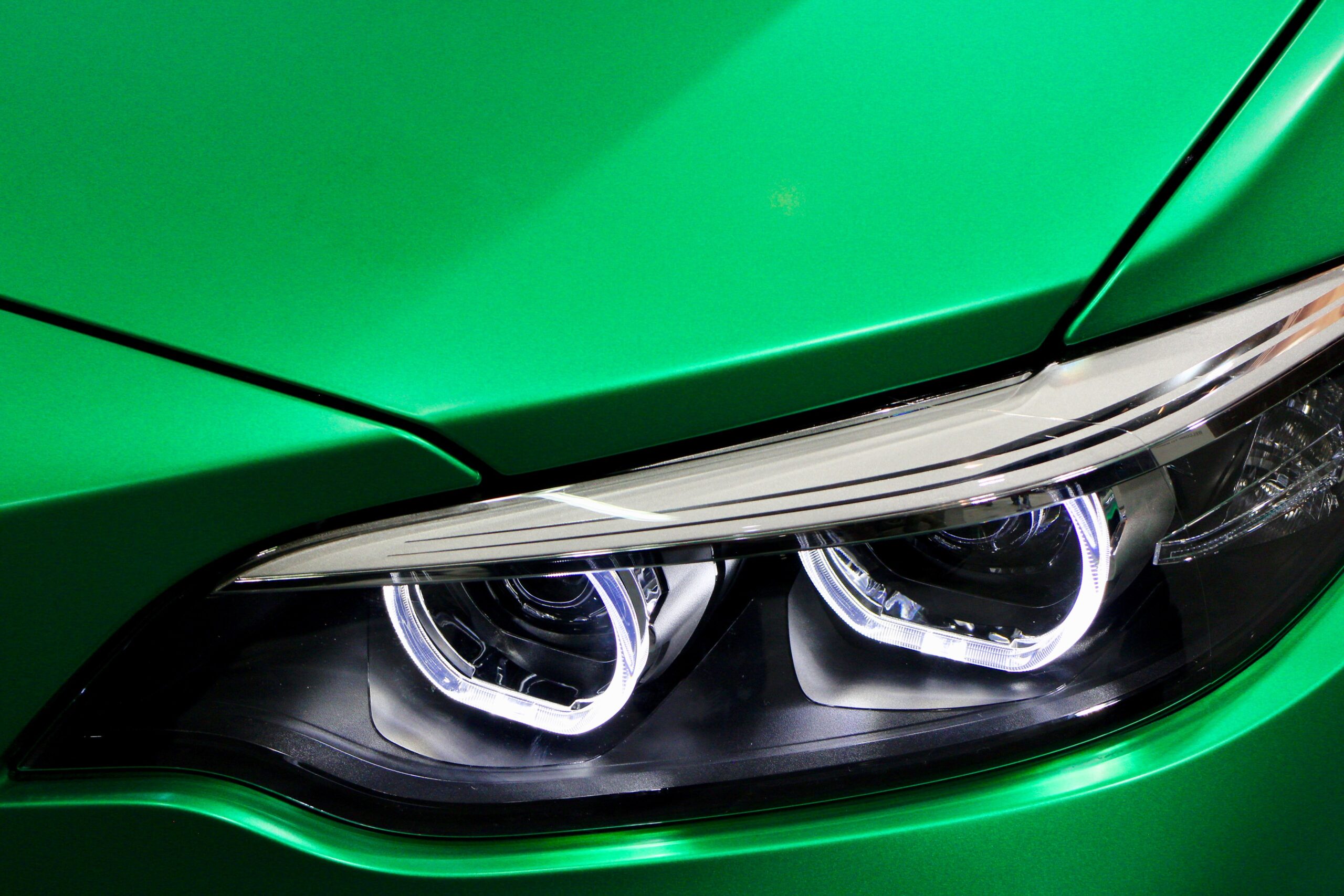 Importation de véhicules – phare avant Lamborghini verte