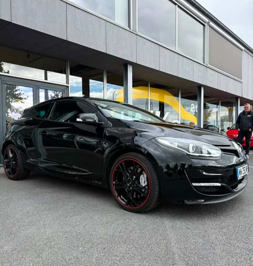 Megane3rs importé en France